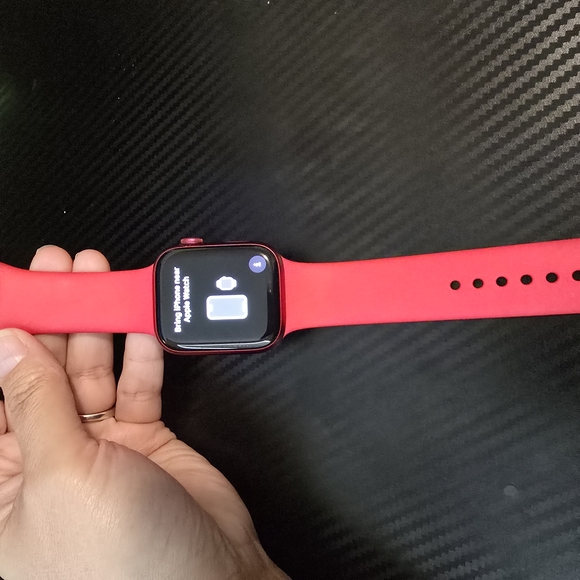 Apple Watch - Picture 2 of 4